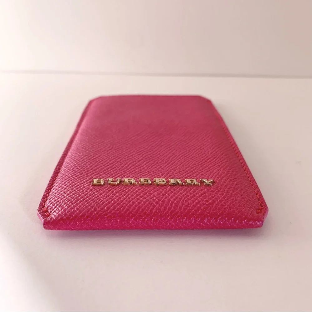 Burberry new never